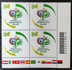 C 2647 Selo Copa do Mundo de Futebol da Alemanha Bandeira Angola Coreia Polonia 2006 Quadra Codigo de Barras