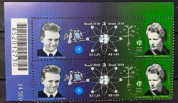 C 3802 Selo Cientistas Brasileiros Cesar Lattes e Johanna Dobereiner 2018 Quadra Codigo de Barras