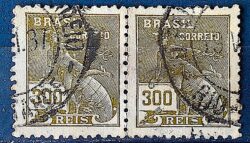 Selo Regular  RHM 302 Vovo Mercurio e Globo 300 Reis Filigrana N 1936 Par Circulado 1