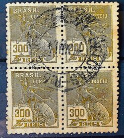 Selo Regular  RHM 302 Vovo Mercurio e Globo 300 Reis Filigrana N 1936 Quadra Circulado 3