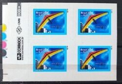 Selo Regular RHM 787 Esporte Radical Asa Delta Perce em Onda 2000 Quadra Vinheta Correios