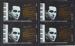 C 2047 Selo Compositores Brasileiros Piano Musica Lorenzo Fernadez 1997 Quadra