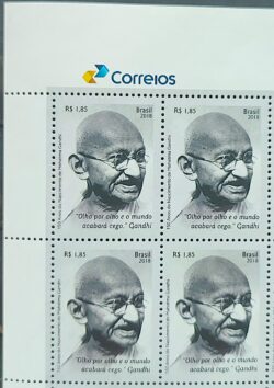 C 3758 Selo 150 Anos do nascimento de Mahatma Gandhi 2018 Quadra Vinheta Correios