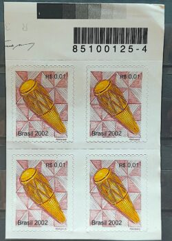 Selo Regular Cod RHM 834 Instrumento Musical Atabaque 2005 Quadra Codigo de Barras