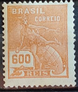 Selo Regular Cod RHM 324 Vovo Mercurio e Globo 600 Reis Filigrana O 1939