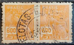 Selo Regular Cod RHM 324 Vovo Mercurio e Globo 600 Reis Filigrana O 1939 Dupla Circulado 2