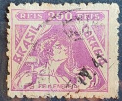 Selo Regular Cod RHM 330 Vovo Fe e Energia Religiao 200 Reis Filigrana P 1940 Circulado 4