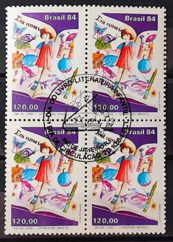 C 1421 Selo Dia do Livro Literatura Infantil Crianca Peixe Coelho Cavalo Caramujo 1984 Quadra CBC RJ