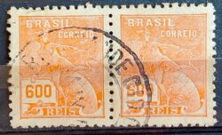 Selo Regular Cod RHM 332 Vovo Mercurio e Globo 600 Reis Filigrana P 1940 Dupla Circulado 10