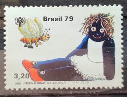 C 1124 Selo Ano da Crianca Infantil Boneco de PANO 1979