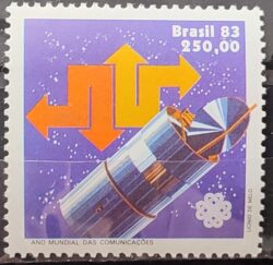 C 1320 Selo Ano Mundial das Comunicacoes Comunicacao 1983