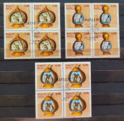 C 1013 Selo Natal Religião Presepio 1977 Serie Completa Quadra CBC RJ Niteroi 02