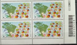 C 2242 Selo Programa Nacional do Livro Didatico 2000 Quadra Codigo de Barras