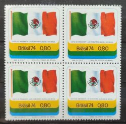 C 852 Selo Presidente do Mexico Luis Echeverria Alvarez Bandeira 1974 Quadra CLM