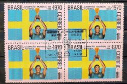 C 680 Selo Futebol  Bellini Tricampeao Suecia 1970 Quadra CBC SP
