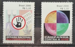 C 2292 Selos do Bloco Campanha Contra Aids Antidrogas Saude UPAEP Serie America Mao 2000