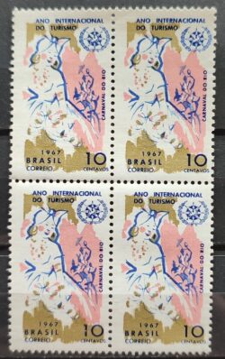 C 584 Selo Ano Internacional do Turismo 1967 Quadra