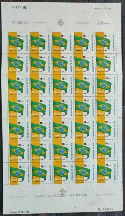 C 619 Selo Dia da Bandeira 1968 Folha