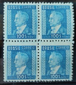 Selo Regular RHM 399C Netinha Getulio Vargas 100 Reis Filigrana O 1942 Quadra