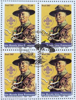 C 2689 Selo 100 Anos do Escotismo Baden Powell Escoteiro 2007 Quadra CBC PR