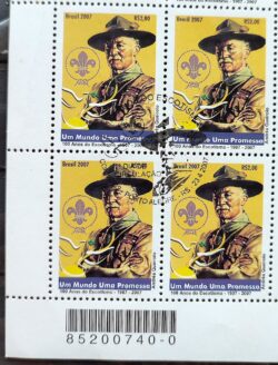 C 2689 Selo 100 Anos do Escotismo Baden Powell Escoteiro 2007 Quadra CBC RS Codigo de Barras