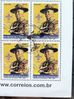 C 2689 Selo 100 Anos do Escotismo Baden Powell Escoteiro 2007 Quadra CBC SP Vinheta Site