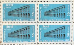 C 544 Selo 4 Centenario do Rio de Janeiro Arcos da Lapa 1965 Quadra