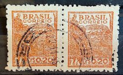 Selo Regular Cod RHM 464 Netinha Trigo Cr$ 0,20 Filigrana Q 1947 Circulado 9 Dupla