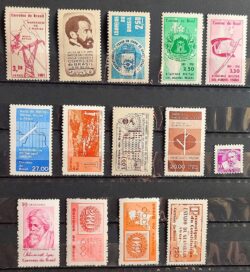 Colecao Anual de Selos do Brasil 1961 Comemorativos