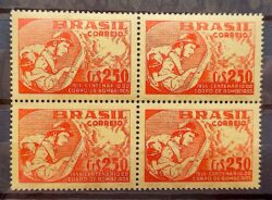 C 378 A Selo Centenario Bombeiros Seguranca Militar 1956 Quadra Papel Palha