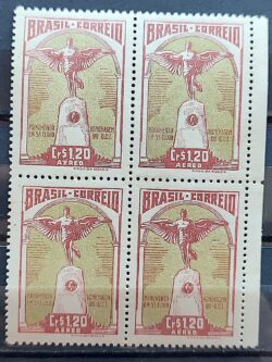 A 62 Selo Aereo Monumento Homenagem a Santos Dumont Franca 1947 Quadra 1