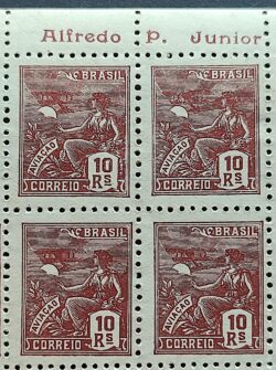 Selo Regular RHM 297 Vovo Aviacao 10 Reis Filigrana N 1941 Quadra Vinheta