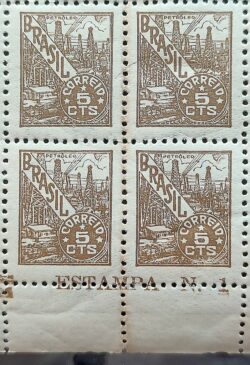 Selo Regular RHM 462 Netinha Petroleo 5 cts Filigrana Q 1949 Quadra Variedade Picote Deslocado Estampa