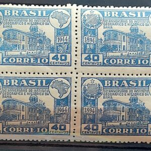 C 205 Selo Cinquentenario Instituto Geografico e Historico Bahia 1945 Quadra