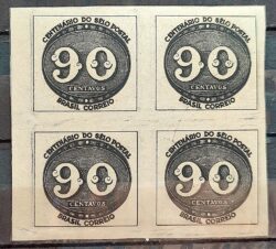 C 182 Selo Centenario do Selo Postal Olho de Boi 90 Reis 1943 Quadra 2