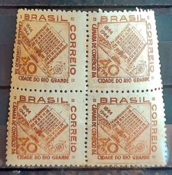 C 193 Selo Centenario Camara Comercio do Rio Grande Economia 1944 Quadra