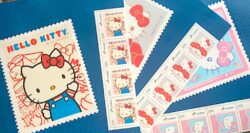 SI 26 a 28 Selo Institucional 50 Anos Hello Kitty 2024 Serie Completa Porta-Retrato