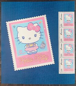 SI 27 Selo Institucional 50 Anos Hello Kitty Fofinha Vestido Rosa 2024 Porta-Retrato