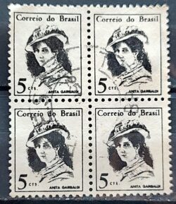 Selo Regular RHM 529 Mulheres Famosas Anita Garibaldi 1967 Quadra Circulado 4