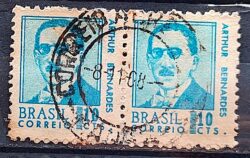 Selo Regular RHM 532 Presidentes da Republica Arthur Bernardes 1967 Dupla Circulado 3