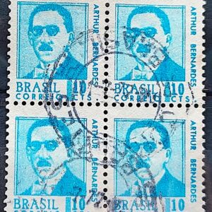 Selo Regular RHM 532 Presidentes da Republica Arthur Bernardes 1967 Quadra Circulado 2