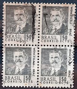 Selo Regular RHM 534 Presidentes da Republica Wenceslau Braz 1968 Quadra Circulado 1