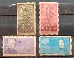 C 91 Selo Centenario da Revolucao Farroupilha Rio Grande do Sul Cavalo Bento Goncalves Brasao 1935 Serie Completa 3