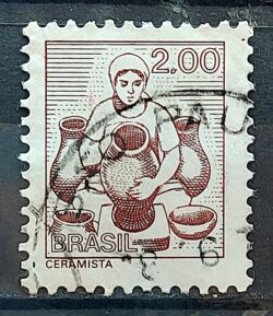 Selo Regular RHM 567 Profissao Ceramista Artesanato Mulher 1977 Circulado 1