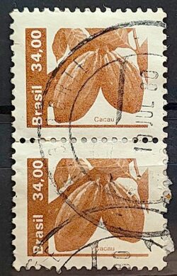Selo Regular RHM 614 Recursos Economicos Cacau 1982 Circulado Dupla