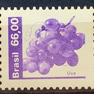 Selo Regular RHM 621 Recursos Economicos Fruta Uva 1981 2