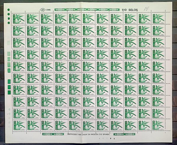 Selo Regular RHM 626 Recursos Economicos Eucalipto 1984 Folha