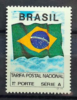 Selo Regular RHM 692 Bandeira Nacional 1992