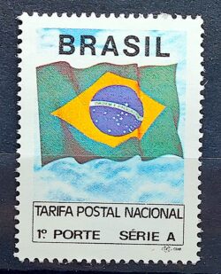 Selo Regular RHM 692b Bandeira Nacional 1992 Papel Fosco FSF Gelo