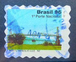 Selo Regular RHM 725 Turismo no Brasil 1997 Ponte Hercilio Luz SC Circulado